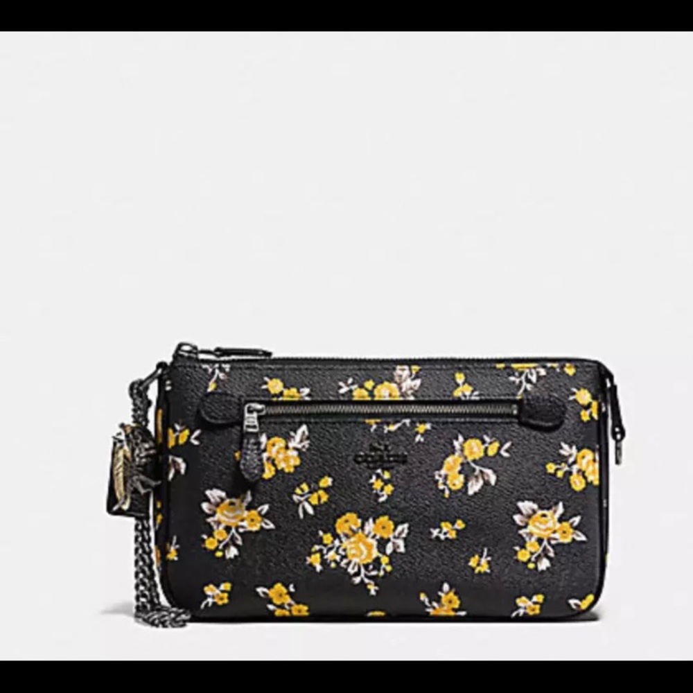 Coach Nolita 24